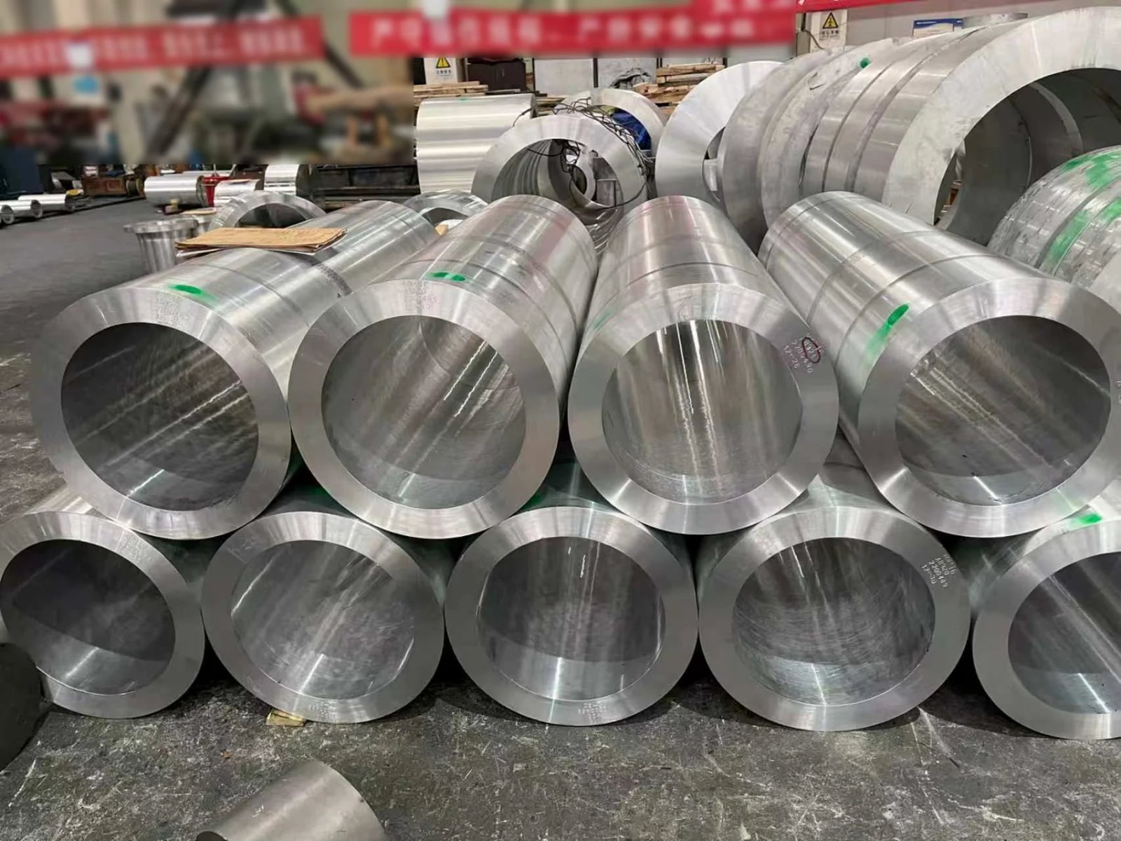 Large diameter aluminum tube manufacturing process