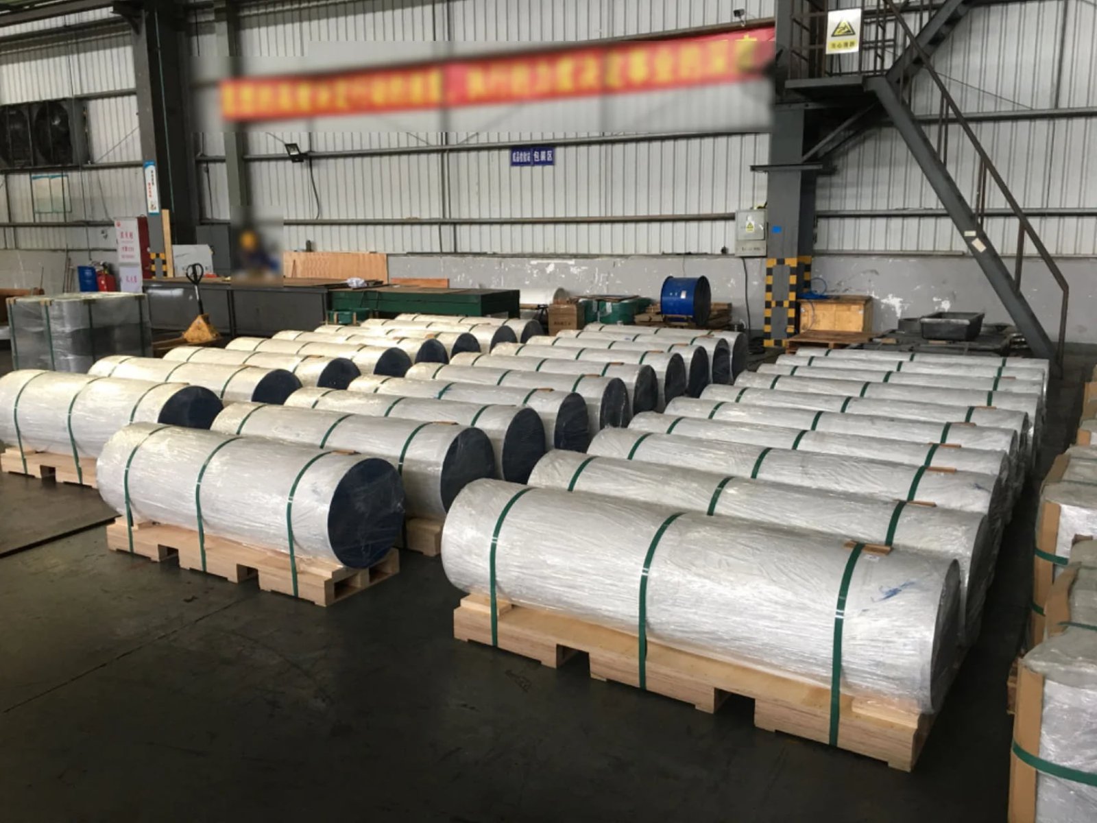 Large Diameter Aluminum Bar